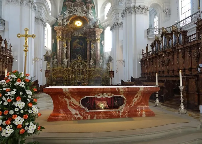 Hotel Apartment-96 *